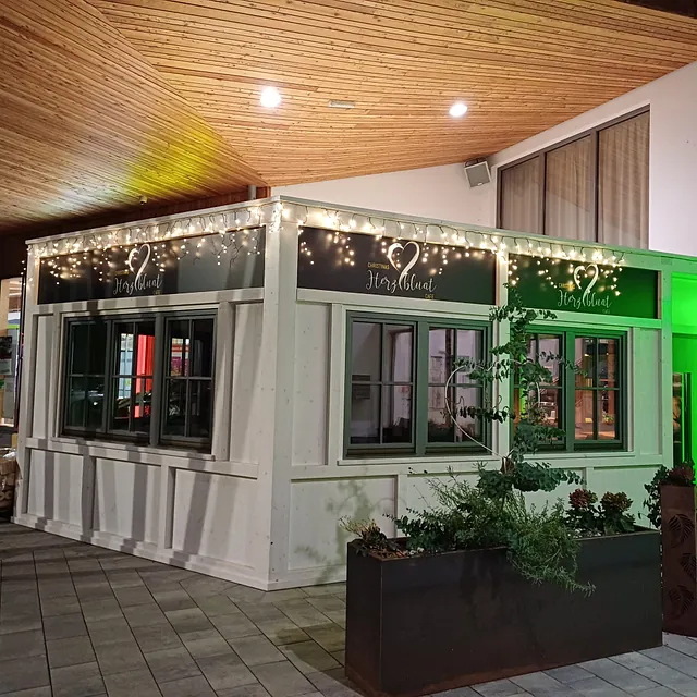 Innenansicht Christinas Herzbluat Cafe